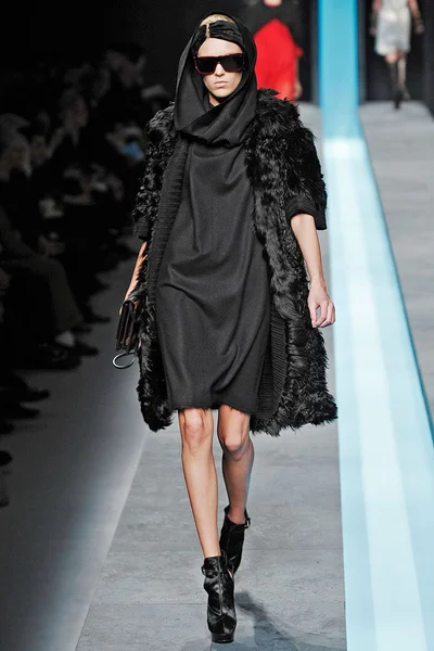 Look 24